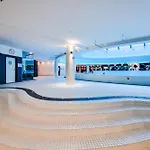 Ans Hanza Tower 17th Floor With View, Swimming Pool Area With Saunas, Viewing Terrace 아파트