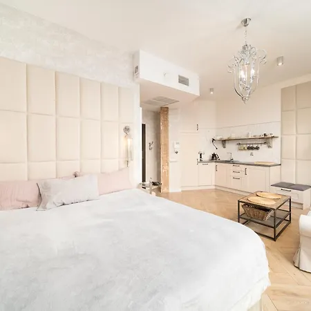 Ans Hanza Tower 17th Floor With View, Swimming Pool Area With Saunas, Viewing Terrace * شتشيتسين