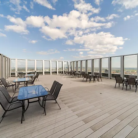 Ans Hanza Tower 17th Floor With View, Swimming Pool Area With Saunas, Viewing Terrace * 슈체친