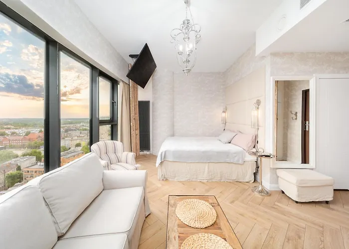 Appartement Ans Hanza Tower 17th Floor With View, Swimming Pool Area With Saunas, Viewing Terrace *