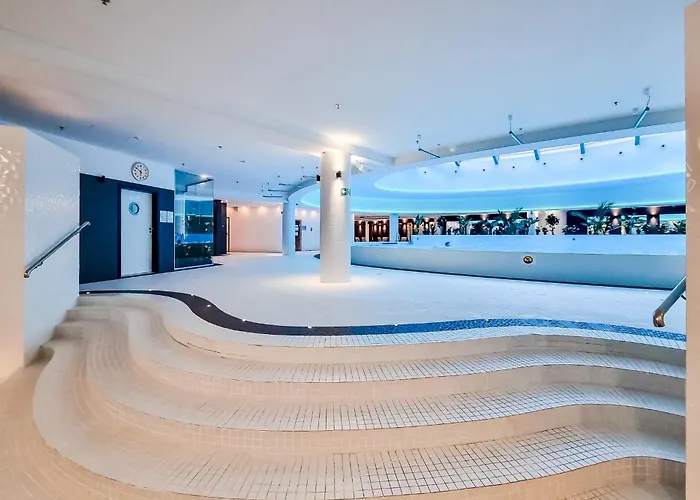 Ans Hanza Tower 17th Floor With View, Swimming Pool Area With Saunas, Viewing Terrace Appartement